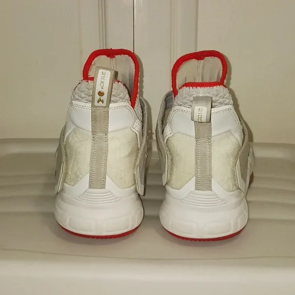Nike LeBron "Soldier" 12 EP "Light Bone" - 8.5 - red/off-white/gold - Picture 5 of 15
